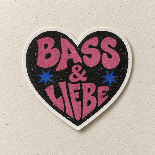 Bass und Liebe Festivalsticker als realistisches Einzelmotiv